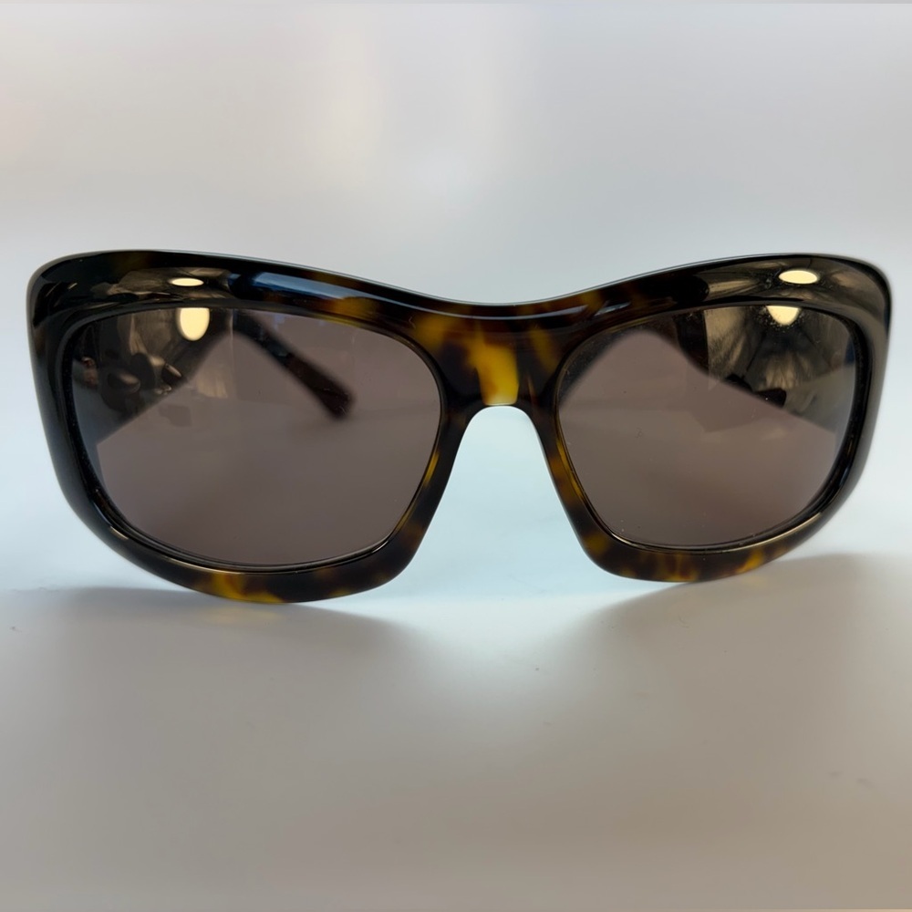 Vintage Gucci Black & Tortoise Sunglasses with Gold GG Emblem - Picture 2 of 9